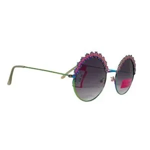 Betsey Johnson Round Flower Child Sunglasses in White m_63f3d058c5df6cefb8e73fb0.jpg main image 4
